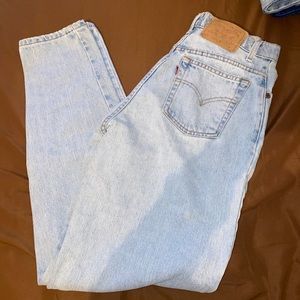Levis mom jeans!